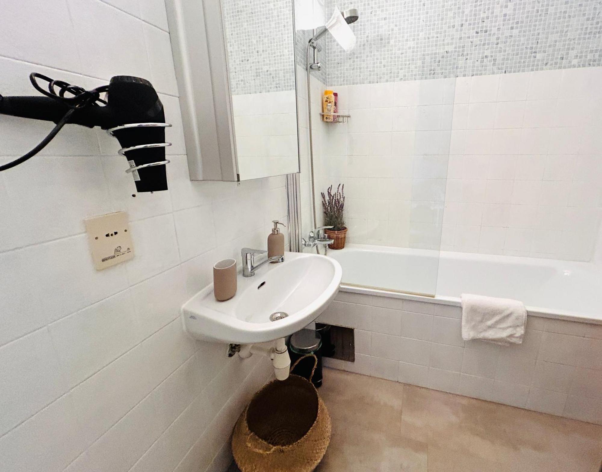 Appartment Near Schoenbrunn Вена Экстерьер фото