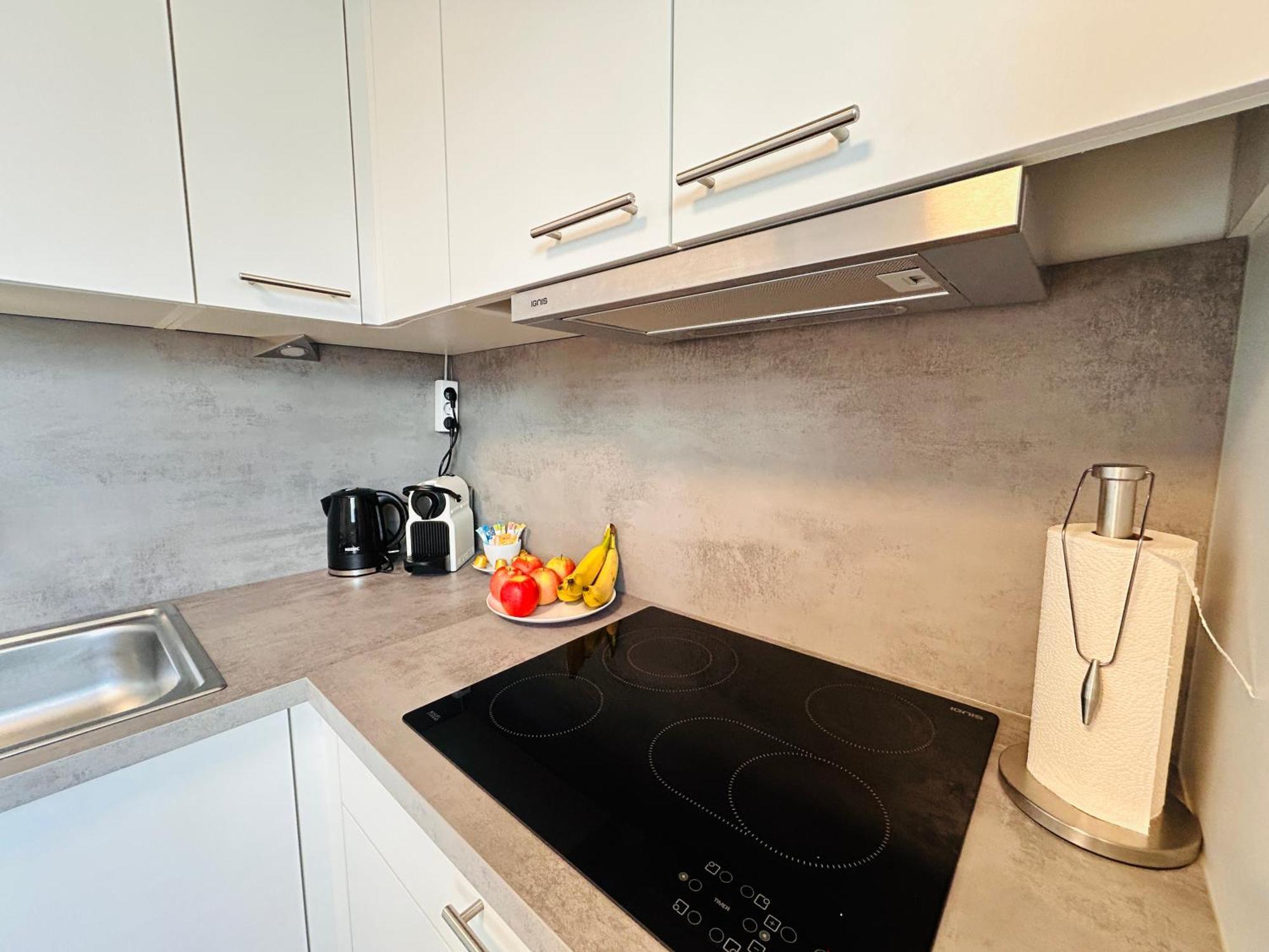 Appartment Near Schoenbrunn Вена Экстерьер фото